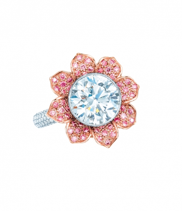 Tiffany 3.09克拉圓形鑽石與粉紅鑽石花朵戒指