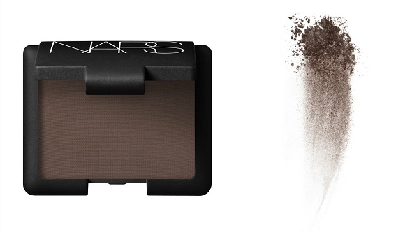 NARS 單色眼影(粉霧),Bali,880元。