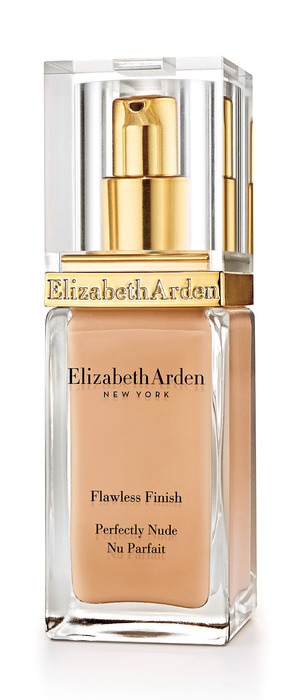 Elizabeth Arden完美紐約水潤絲緞粉底液SPF15,30ml,1,600元。